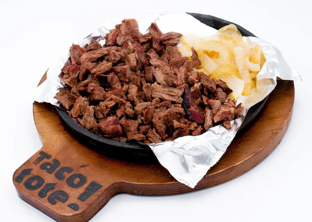 Popular item de Tacotote Monterrey: Arrachera
